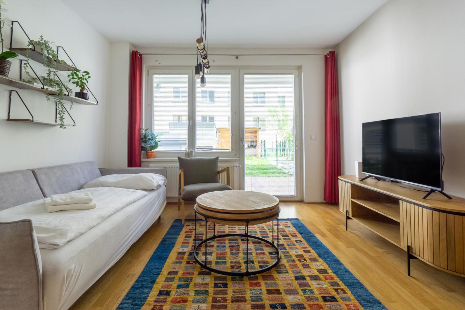 With Garden Close To Stadthalle, Westbahnhof Apartment